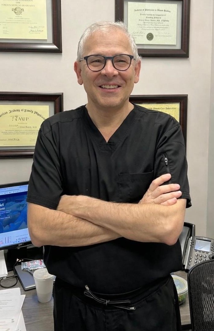 Dr. Gabriel Urrea Botero, MD